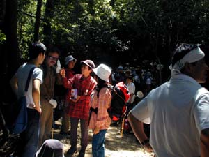 ���r�o��