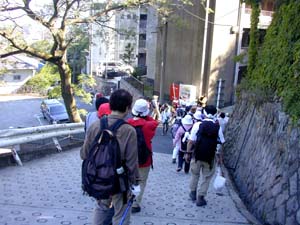 ��������̌�A�ԓ��ɓ���