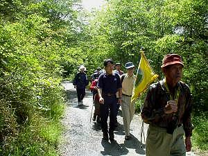 ���������R�̒��ցi�R�ǐ擪�j